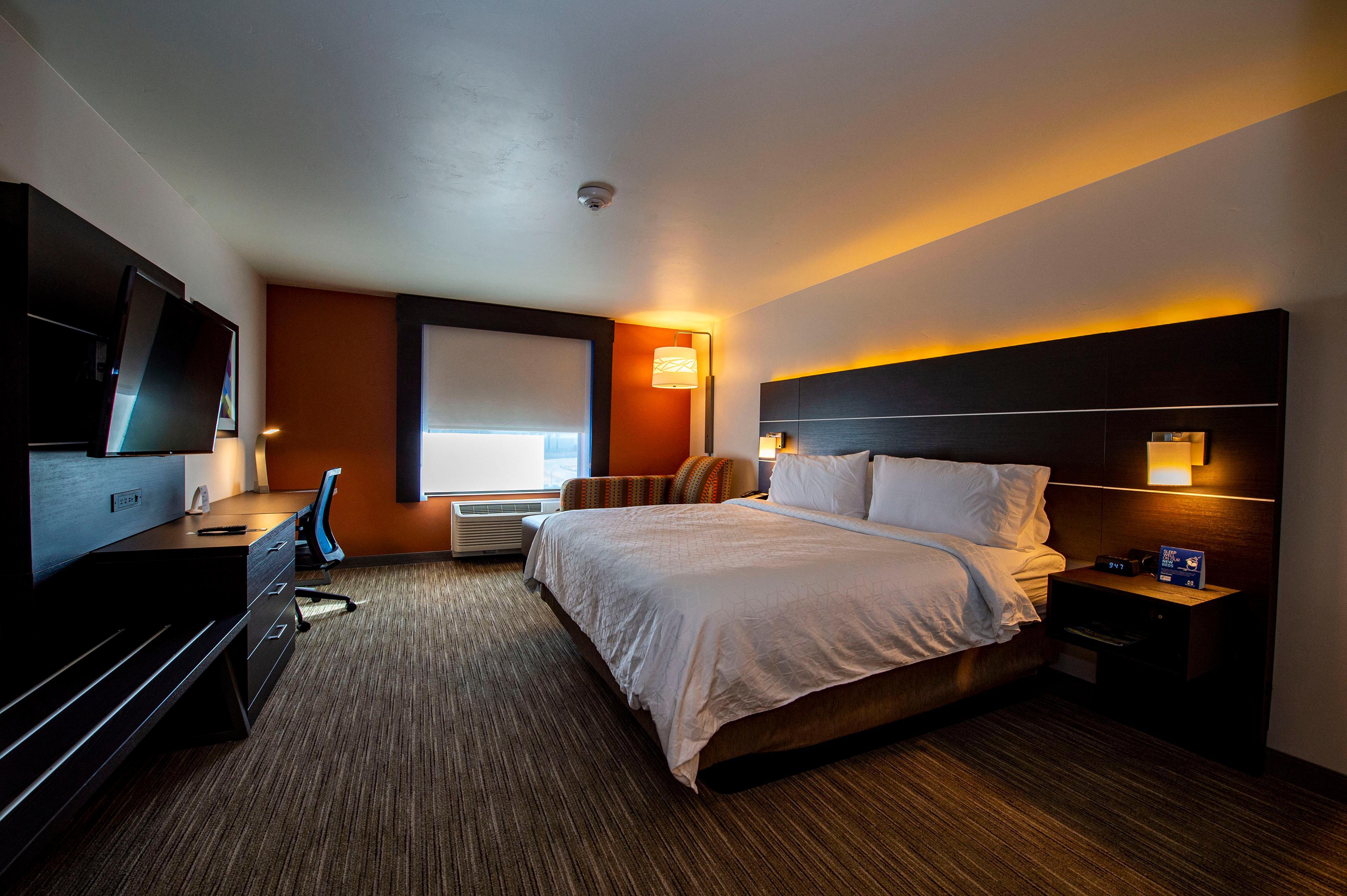 Holiday Inn Express & Suites - Colorado Springs Afa Northgate, An Ihg Hotel Экстерьер фото