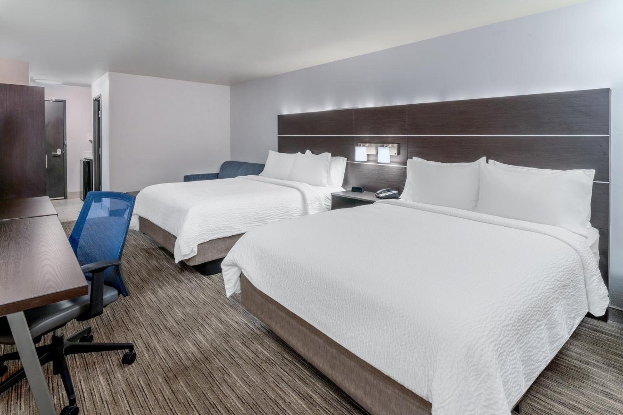 Holiday Inn Express & Suites - Colorado Springs Afa Northgate, An Ihg Hotel Экстерьер фото