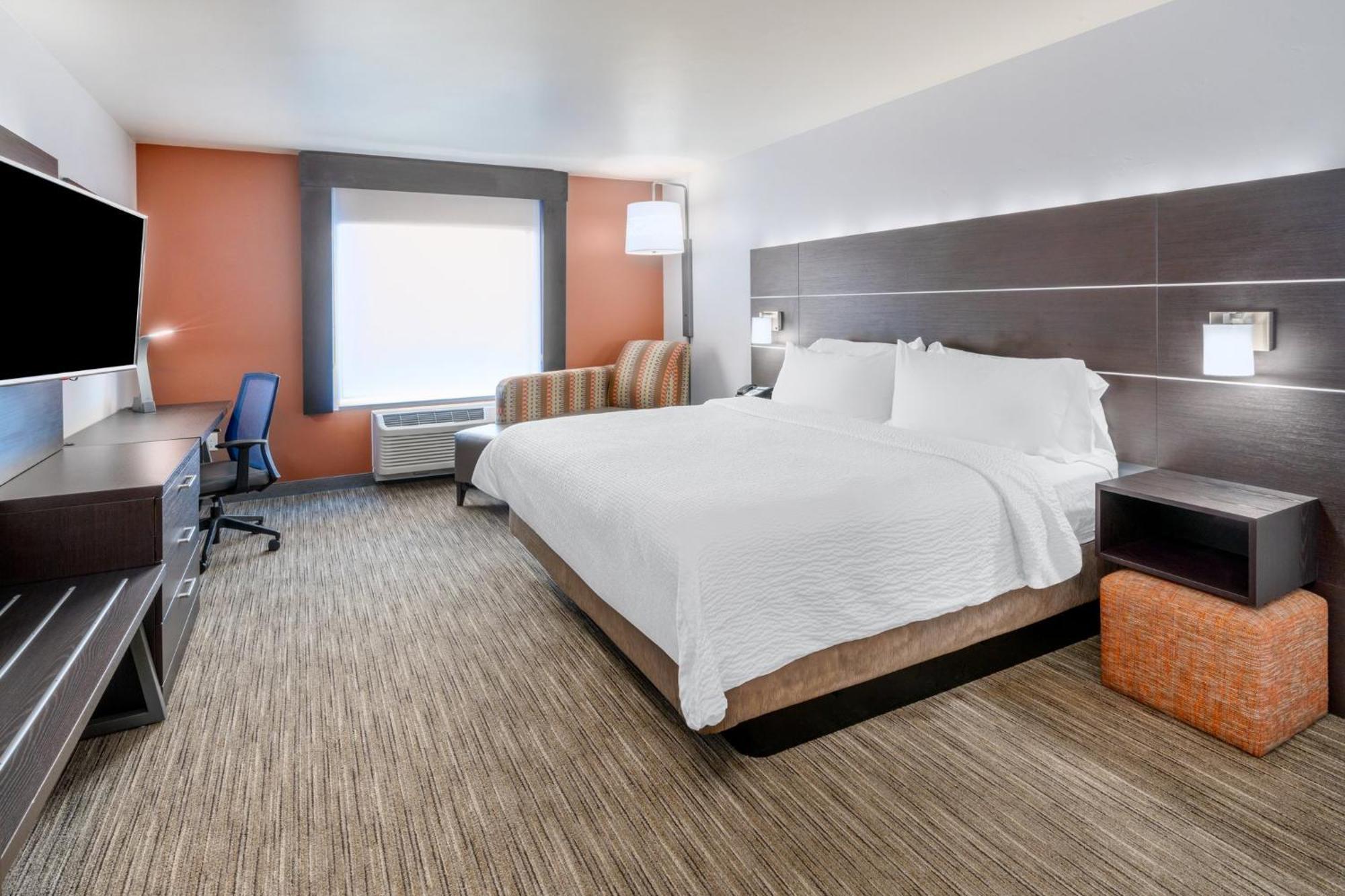 Holiday Inn Express & Suites - Colorado Springs Afa Northgate, An Ihg Hotel Экстерьер фото