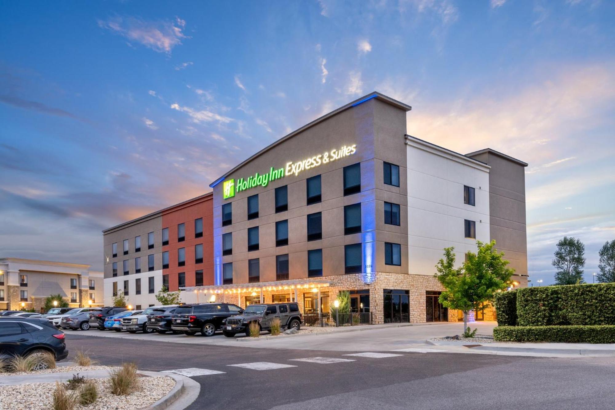 Holiday Inn Express & Suites - Colorado Springs Afa Northgate, An Ihg Hotel Экстерьер фото